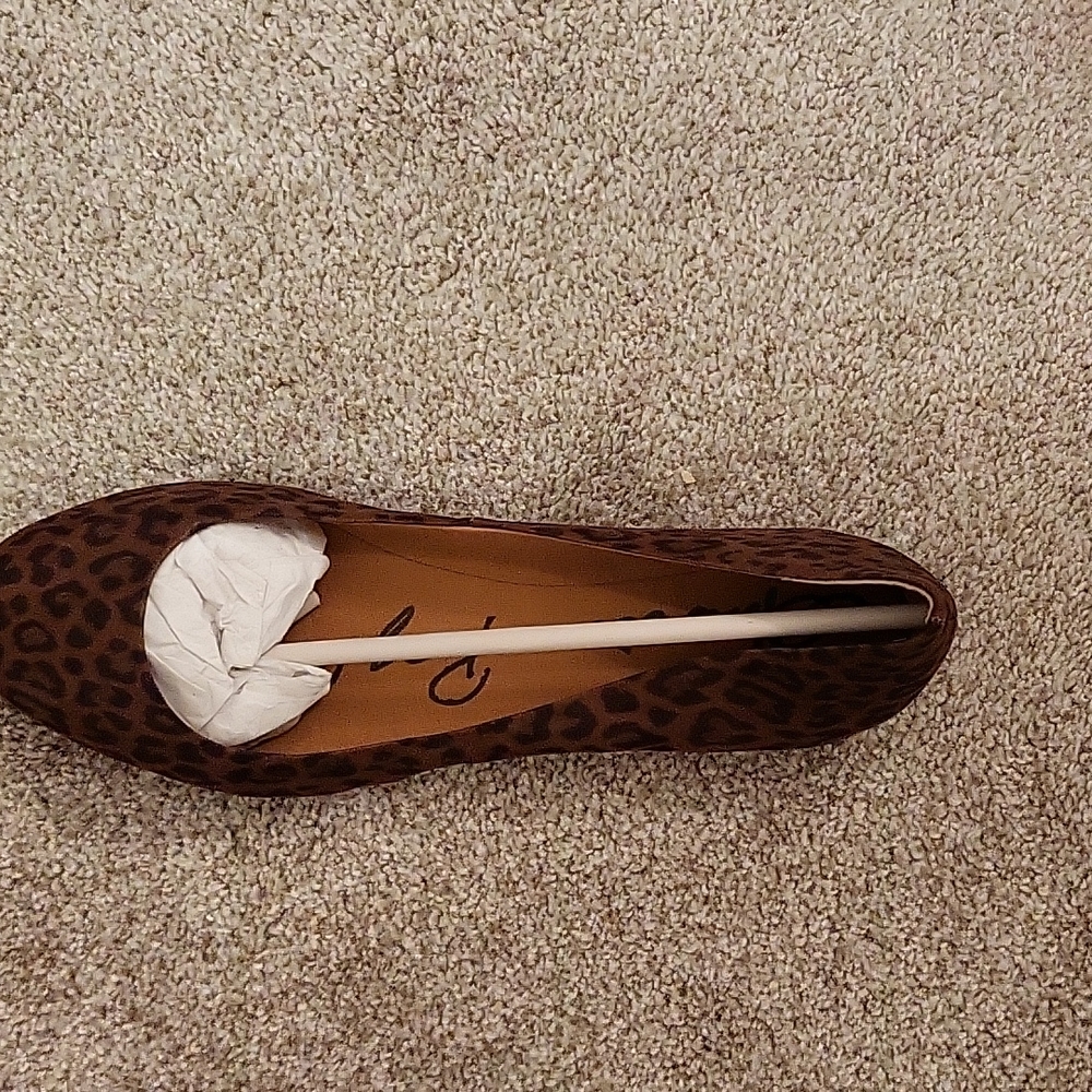New With Box: Cute American Rag leopard flats - Picture 3 of 4